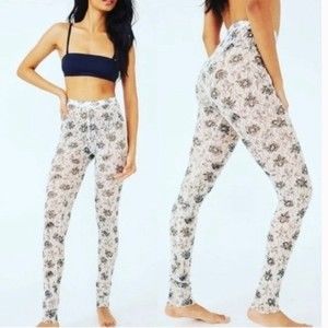 New With Tag Free People Layered in Lace Legging Ivory Combo in Size M